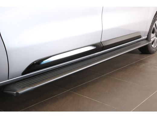 Peugeot Expert 2.0 BlueHDi 180 S&S L3 DC Automaat | Sidesteps | Glaslook | Clima | Adaptive Cruise | Stoel- & St... ActivLease financial lease