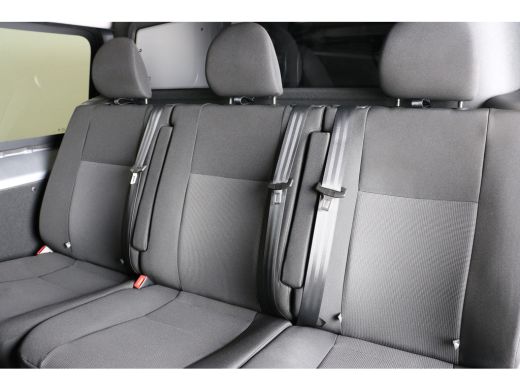 Peugeot Expert 2.0 BlueHDi 180 S&S L3 DC Automaat | Sidesteps | Glaslook | Clima | Adaptive Cruise | Stoel- & St... ActivLease financial lease