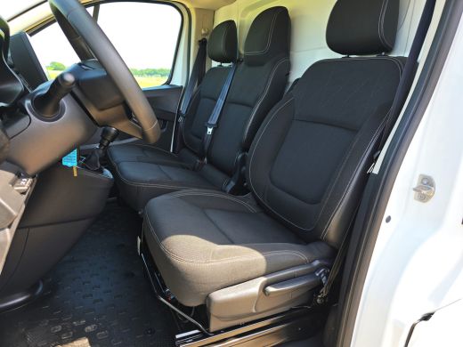 Renault Trafic 2.0 Blue dCi 130 T30 L2 H1 - 130 Pk - Euro 6 - Navi - R-Link - Airco ActivLease financial lease