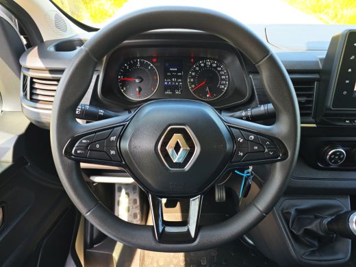 Renault Trafic 2.0 Blue dCi 130 T30 L2 H1 - 130 Pk - Euro 6 - Navi - R-Link - Airco ActivLease financial lease