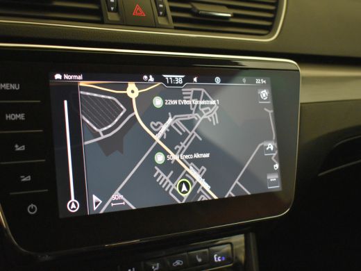 Skoda Superb Combi 1.4 TSI iV Business Edition Plus 218pk | Trekhaak | Adaptief cruise control | Elektrische v... ActivLease financial lease