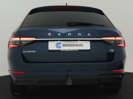 Skoda Superb Combi 1.4 TSI iV Business Edition Plus 218pk | Trekhaak | Adaptief cruise control | Elektrische v... ActivLease financial lease