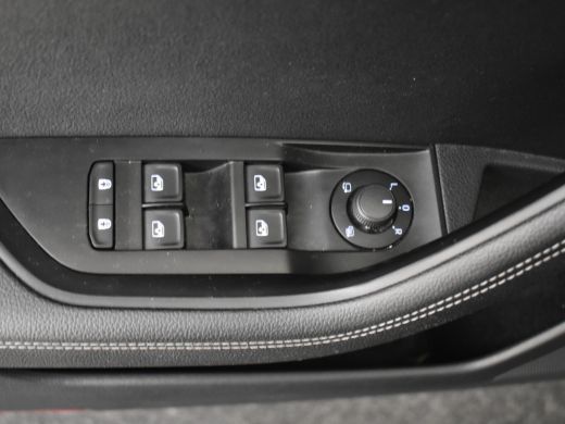 Skoda Superb Combi 1.4 TSI iV Business Edition Plus 218pk | Trekhaak | Adaptief cruise control | Elektrische v... ActivLease financial lease