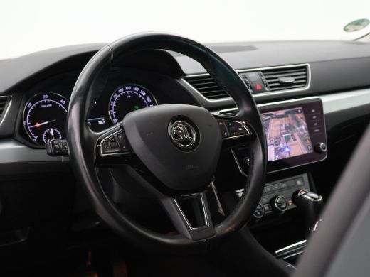 Skoda Superb Combi 2.0 TDI 150 PK DSG AUT. + 2000 KG TREKHAAK | CAMERA | APPLE CARPLAY ActivLease financial lease