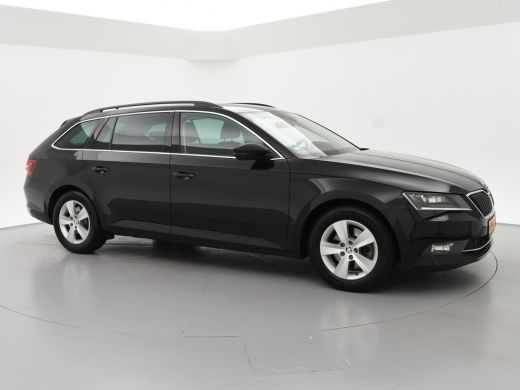 Skoda Superb Combi 2.0 TDI 150 PK DSG AUT. + 2000 KG TREKHAAK | CAMERA | APPLE CARPLAY ActivLease financial lease