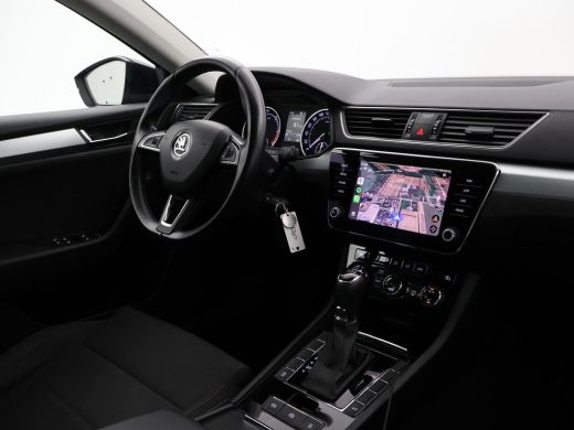 Skoda Superb Combi 2.0 TDI 150 PK DSG AUT. + 2000 KG TREKHAAK | CAMERA | APPLE CARPLAY ActivLease financial lease