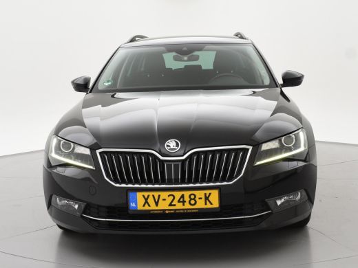 Skoda Superb Combi 2.0 TDI 150 PK DSG AUT. + 2000 KG TREKHAAK | CAMERA | APPLE CARPLAY ActivLease financial lease