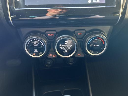 Suzuki Swift 1.2 Style Smart Hybrid ActivLease financial lease