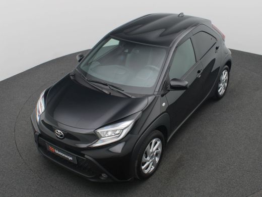 Toyota Aygo 1.0 VVT-i MT Business 72PK Adaptieve Cruise Controle, Clima, Achteruitrijcamera, Navi via Apple C... ActivLease financial lease