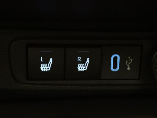 Toyota Aygo 1.0 VVT-i MT Business 72PK Adaptieve Cruise Controle, Clima, Achteruitrijcamera, Navi via Apple C... ActivLease financial lease