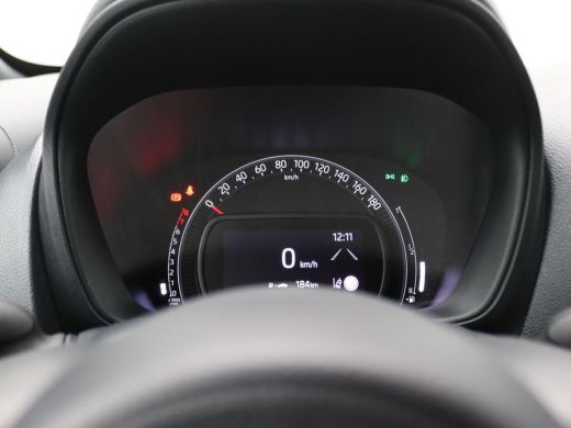 Toyota Aygo 1.0 VVT-i MT Business 72PK Adaptieve Cruise Controle, Clima, Achteruitrijcamera, Navi via Apple C... ActivLease financial lease