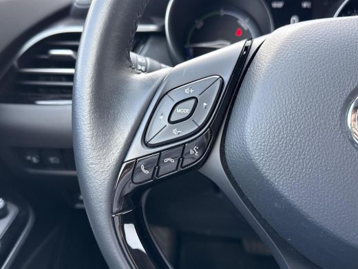 Toyota C-HR 2.0 Hybrid Dynamic **TREKHAAK/ KEYLESS/ ADAPTIEF CRUISE CONTROL/ 36 MAANDEN GARANTIE** ActivLease financial lease