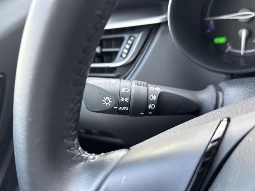 Toyota C-HR 2.0 Hybrid Dynamic **TREKHAAK/ KEYLESS/ ADAPTIEF CRUISE CONTROL/ 36 MAANDEN GARANTIE** ActivLease financial lease