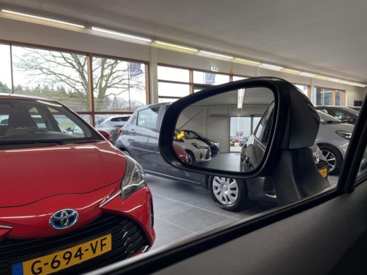 Toyota Corolla Cross Hybrid 200 Style ActivLease financial lease