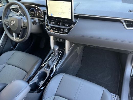 Toyota Corolla Cross Hybrid 200 Style | Demonstratie auto | Attitude black | ActivLease financial lease