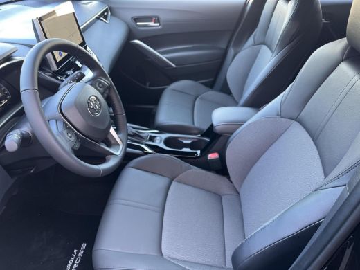 Toyota Corolla Cross Hybrid 200 Style | Demonstratie auto | Attitude black | ActivLease financial lease
