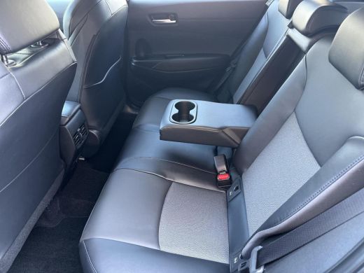 Toyota Corolla Cross Hybrid 200 Style | Demonstratie auto | Attitude black | ActivLease financial lease
