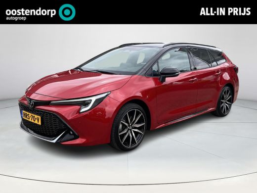 Toyota Corolla Touring Sports Hybrid 200 GR Sport Plus | Electr. achterklep | Stoel- + stuuverwarming | Head up display | Carpl... Toyota Corolla Touring Sports Hybrid 200 GR Sport Plus | Electr. achterklep | Stoel- + stuuverwarming | Head up display | Carpl...
