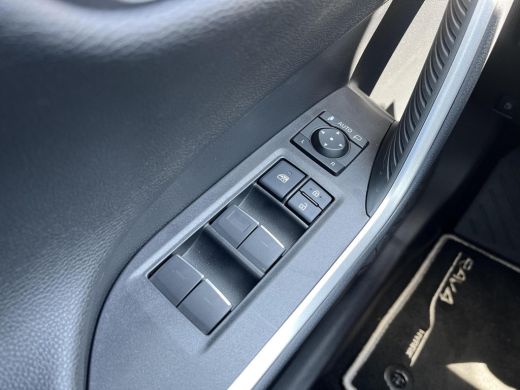 Toyota RAV4 2.5 Hybrid AWD ADVENTURE | Navigatie | Apple CarPlay/Android auto | Achteruitrijcamera | Stuur en... ActivLease financial lease
