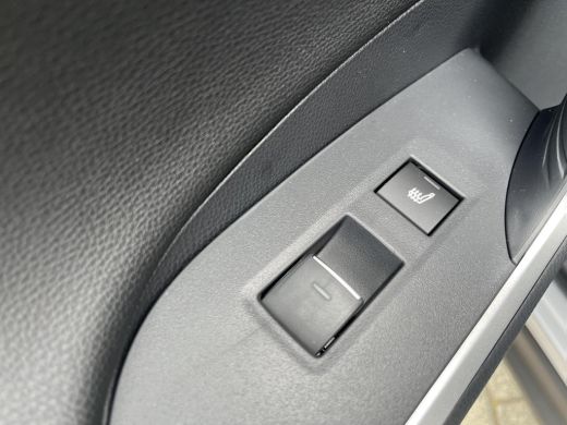 Toyota RAV4 2.5 Plug-in Hybrid AWD Bi-Tone Plus | Uit voorraad leverbaar! | ActivLease financial lease
