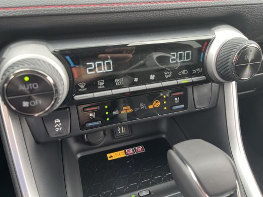 Toyota RAV4 2.5 Plug-in Hybrid AWD Bi-Tone Plus | Uit voorraad leverbaar! | ActivLease financial lease