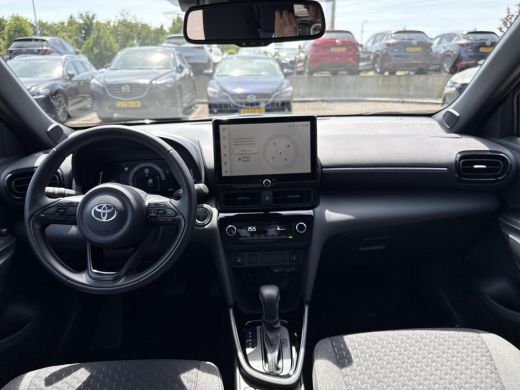 Toyota Yaris Cross 1.5 Hybrid Dynamic | Navigatie | Apple CarPlay/Android auto | Achteruitrijcamera | Stuur en Stoel... ActivLease financial lease