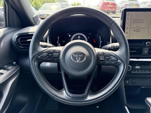 Toyota Yaris Cross 1.5 Hybrid Dynamic | Navigatie | Apple CarPlay/Android auto | Achteruitrijcamera | Stuur en Stoel... ActivLease financial lease