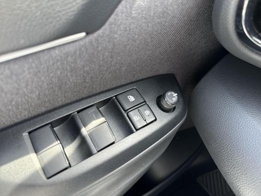 Toyota Yaris Cross 1.5 Hybrid Dynamic | Navigatie | Apple CarPlay/Android auto | Achteruitrijcamera | Stuur en Stoel... ActivLease financial lease