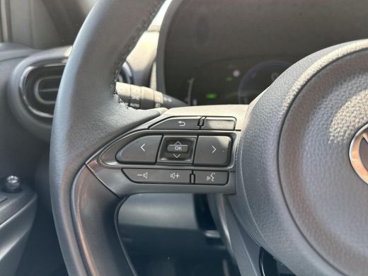 Toyota Yaris Cross 1.5 Hybrid Dynamic | Navigatie | Apple CarPlay/Android auto | Achteruitrijcamera | Stuur en stoel... ActivLease financial lease