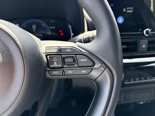 Toyota Yaris Cross 1.5 Hybrid Dynamic | Navigatie | Apple CarPlay/Android auto | Achteruitrijcamera | Stuur en stoel... ActivLease financial lease