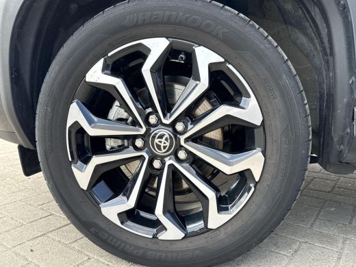 Toyota Yaris Cross 1.5 Hybrid Dynamic Ultimate **STOEL EN STUURWIELVERWARMING/ KEYLESS/ ADAPTIEF CRUISE CONTROL/ 36 ... ActivLease financial lease