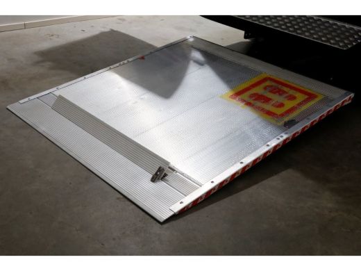 Volkswagen Crafter 35 2.0 TDI 140pk L3H3 (L2H2) DSG-Automaat Highline LED/ACC/Laadklep 500kg 01-2022 ActivLease financial lease