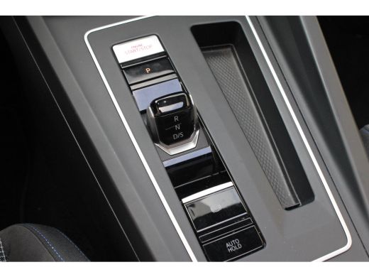 Volkswagen Golf 1.4 eHybrid GTE PANO|HUD|IQ Light|245PK ActivLease financial lease