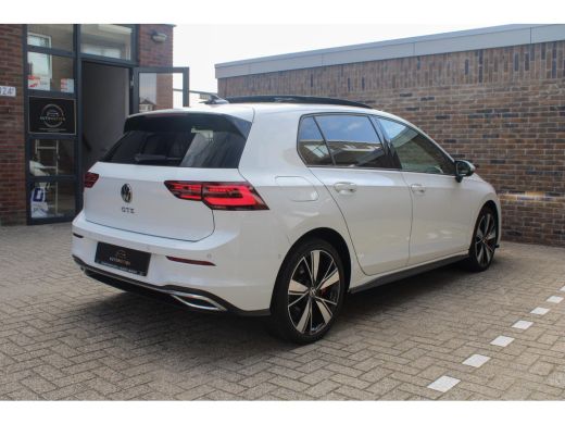 Volkswagen Golf 1.4 eHybrid GTE PANO|HUD|IQ Light|245PK ActivLease financial lease