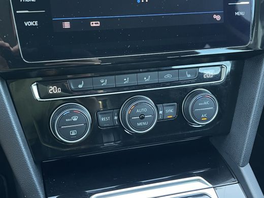 Volkswagen Passat Variant 1.5 TSI Highline Business R | Navi | ACC | HUD | LED | Keyless | Virtual Cockpit | 18 inch ActivLease financial lease