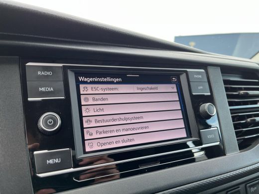 Volkswagen Transporter 2.0 TDI L2H1 30 DC Comfortline | 150Pk | Automaat | Dub. Cabine | Trekhaak | ActivLease financial lease