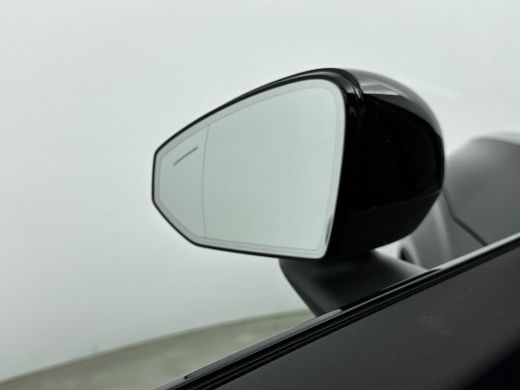 Volvo  EX30 Single Motor Extended Range Ultra 69 kWh | Adaptive Cruiscontrol | Extra getint glas | PDC+Camera... ActivLease financial lease