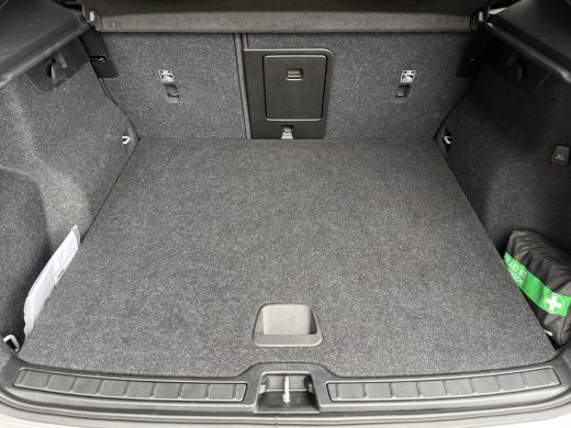Volvo  XC40 1.5 T5 Recharge R | Pilot Assist | Harman/Kardon | Leder | Camera | ActivLease financial lease