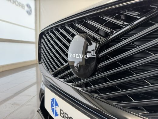 Volvo  XC60 2.0 T6 Plug-in hybrid AWD Ultra Black Edition Luchtvering | Bowers&Wilkins | Massagestoelen ActivLease financial lease