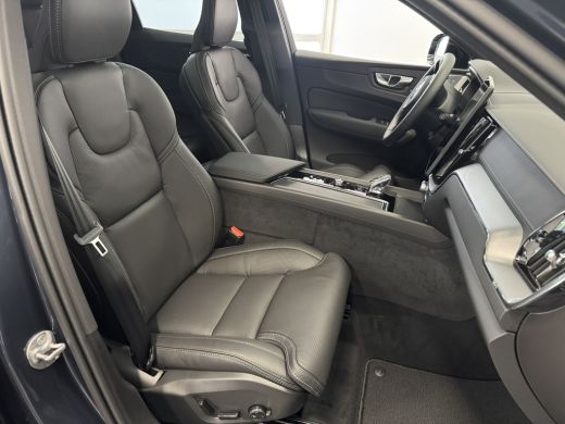 Volvo  XC60 2.0 T6 Plug-in hybrid AWD Ultra Black Edition Luchtvering | Bowers&Wilkins | Massagestoelen ActivLease financial lease