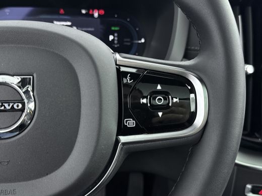 Volvo  XC60 T8 POLESTAR LONG RANGE | CRYSTAL WHITE | HUD | BOWERS&WILKINS | 360 CAMERA | Blis | MEMORY | PANO... ActivLease financial lease