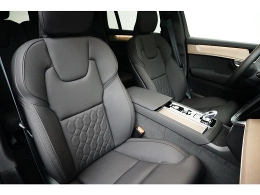 Volvo  XC90 T8 Plug-in hybrid Ultra Dark | FACELIFT | Longrange | 7 zitplaatsen | Glazen dak elektrisch | Har... ActivLease financial lease