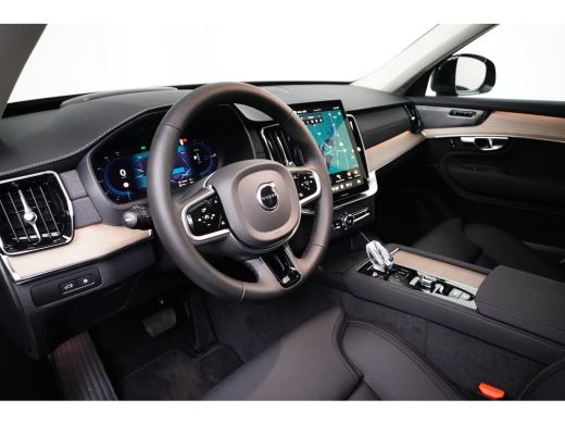 Volvo  XC90 T8 Plug-in hybrid Ultra Dark | FACELIFT | Longrange | 7 zitplaatsen | Glazen dak elektrisch | Har... ActivLease financial lease