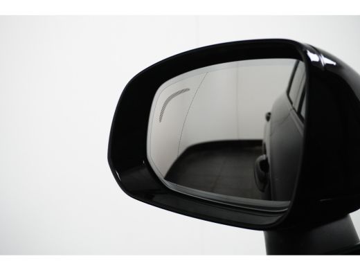 Volvo  XC90 T8 Plug-in hybrid Ultra Dark | FACELIFT | Longrange | 7 zitplaatsen | Glazen dak elektrisch | Har... ActivLease financial lease