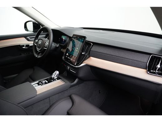 Volvo  XC90 T8 Plug-in hybrid Ultra Dark | FACELIFT | Longrange | 7 zitplaatsen | Glazen dak elektrisch | Har... ActivLease financial lease