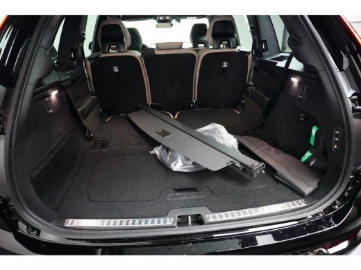Volvo  XC90 T8 Plug-in hybrid AWD Ultra Dark | Luchtverging | Bowers&Wilkins| Trekhaak | Massage | Stoelventi... ActivLease financial lease