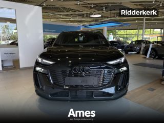 Audi Q6 e-tron S edition e-tron 83Kwh 252 PK | Panoramadak | 20'' Velgen | Stoelverwarming voor- en achterin | M...