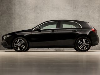 Mercedes-Benz A-Klasse 250 e Business Solution Luxury 218Pk Automaat (GROOT NAVI, SFEERVERLICHTING, WIDESCREEN, CAMERA, ...