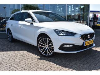 Seat Leon 1.5 eTSI 150PK DSG-7 X-cellence | 18 INCH | APP CONNECT | NAVIGATIE | PARKEERSENSOREN