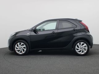 Toyota Aygo 1.0 VVT-i MT Business 72PK Adaptieve Cruise Controle, Clima, Achteruitrijcamera, Navi via Apple C...